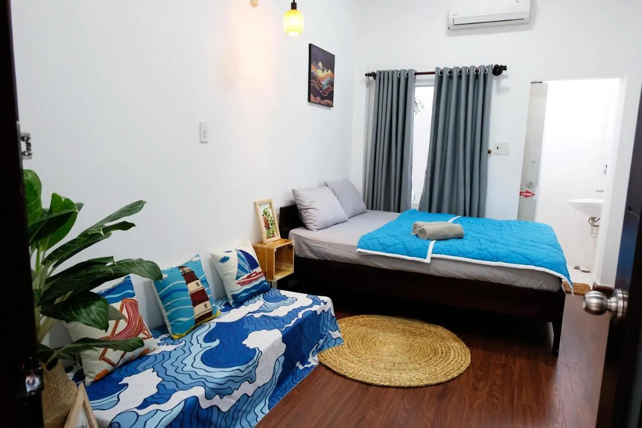 Together House Nha Trang 0*,